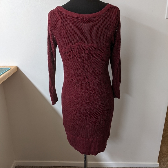 American eagle red crochet dress with lining size L - Picture 3 of 7
